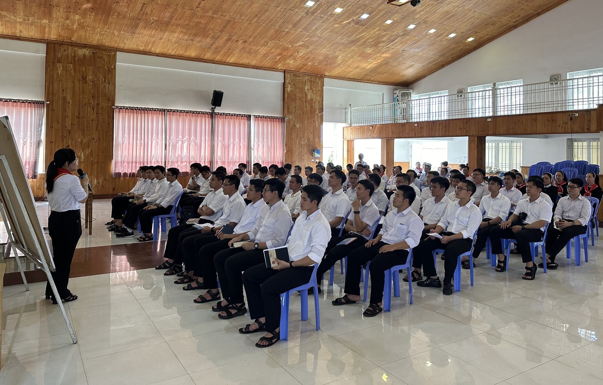 Đại Chủng sinh thực tập dạy giáo lý
